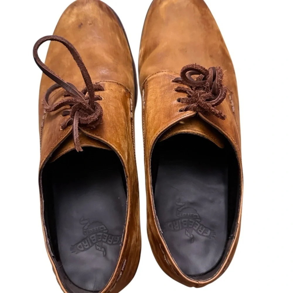Classic Tan Leather Men's Shoe